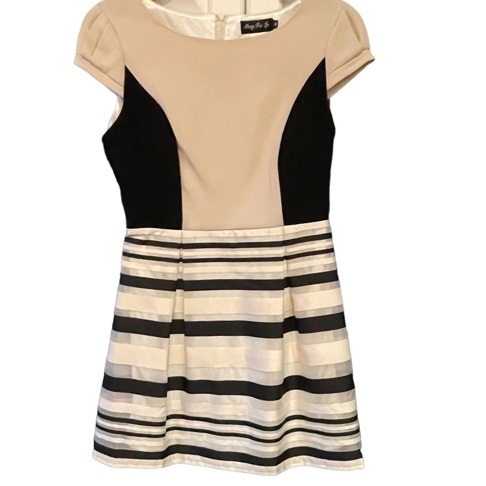 Meng Fei Lu Dress Size M. Beautiful Tan & Black. Excellent!